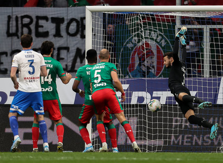 Акинфеев, Месси, Шунин, Кьеллини, Рамос… Кто самый преданный игрок в 10 топ-лигах Европы?