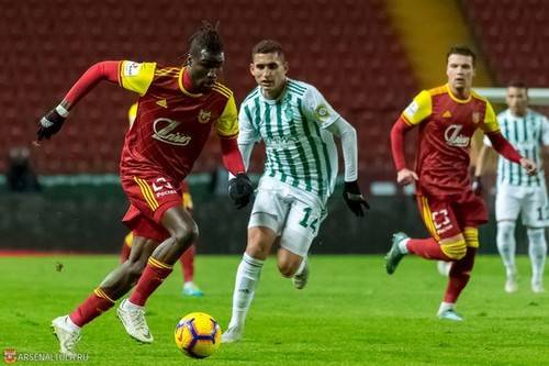 ВИДЕО. Между ног вратарю! Кадири снова забивает за российский клуб