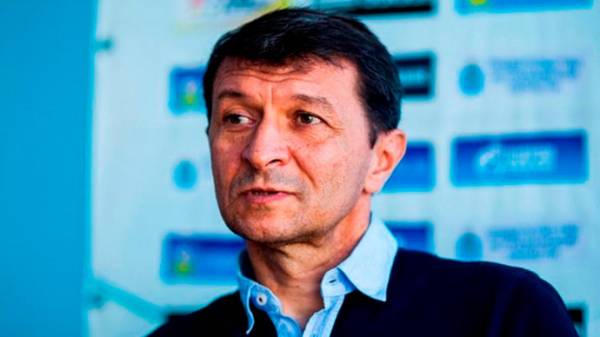 Газзаев присутствовал на матче «Шинника» и провел переговоры с куратором клуба