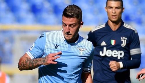 Лидер Лацио заразился коронавирусом в сборной