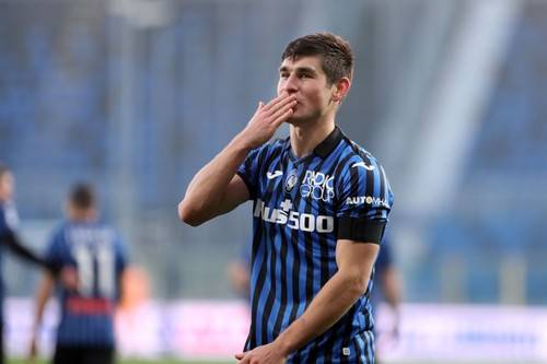 Аталанта с Малиновским разгромила Рому Фонсеки