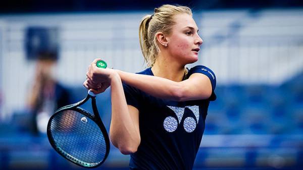 Ястремская прилетела на Australian Open, несмотря на отстранение из-за допинга Ястремская прилетела на Australian Open, несмотря на отстранение из-за допинга