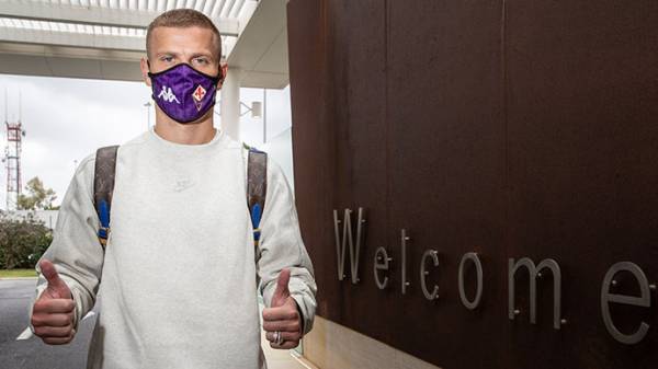 Кокорин рассказал, почему выбрал «Фиорентину», и определился с игровым номером