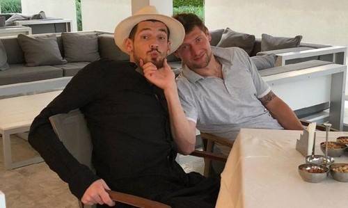 Евгений СЕЛЕЗНЕВ: «Бойко выпьет бутылку пива – ходит рыгает два дня»