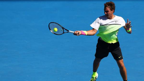 Сафиуллин, впервые попавший в основную сетку Australian Open, обыграл Ивашко
