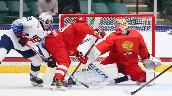 Сборная России отыгралась с 1:5 против США на ЮЧМ, «Авангард» вышел вперед в серии с ЦСКА, Непомнящий сыграет с Карлсеном и другие ночные новости