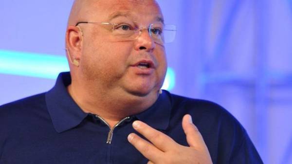 Андрей Червиченко: «Спартак» может дорого продать Ларссона, если не захочет исполнять роль собаки на сене»