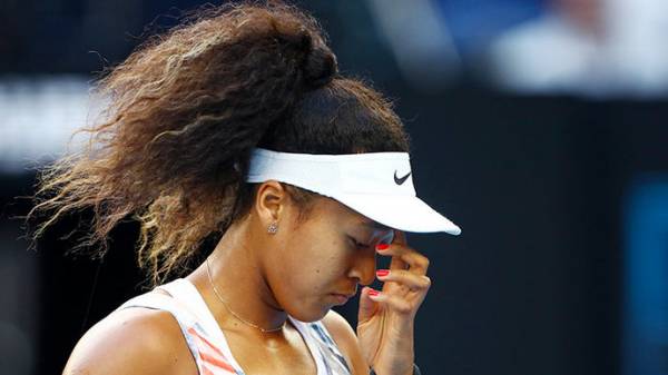 Осака оштрафована и может быть дисквалифицирована за отказ от общения с прессой на «Ролан Гаррос»