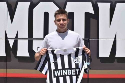 ОФИЦИАЛЬНО. Клуб УПЛ отправил защитника в аренду в болгарский Локомотив