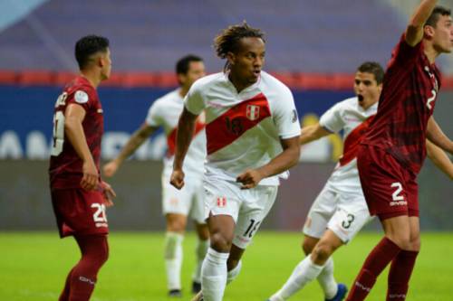 Перу – Парагвай. Прогноз на матч Младена Бартуловича