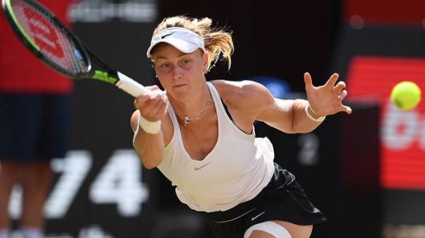Самсонова упустила матчбол и проиграла Тосон в полуфинале турнира в Италии