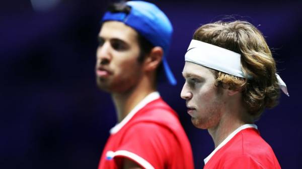 «Коронавирус в сборной Испании не повлиял на Россию. Алькараса заменит Мартинес» — Рублев