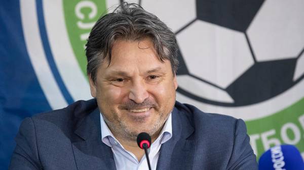 Евсеев иронично отреагировал на слова Журовой об отдыхе футболистов на Мальдивах