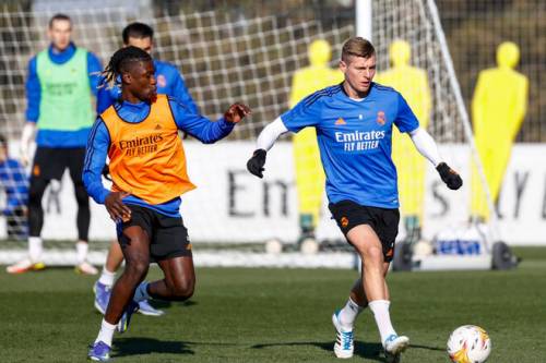 Реал – Эльче. Прогноз на матч Младена Бартуловича