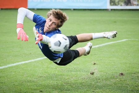 «Зенит» ищет вратаря. И правильно делает!