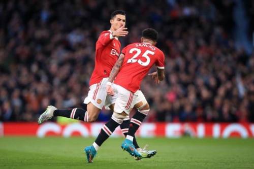 Роналду снова утер всем нос. После скандала отгрузил три мяча «Тоттенхэму» и побил рекорд по голам