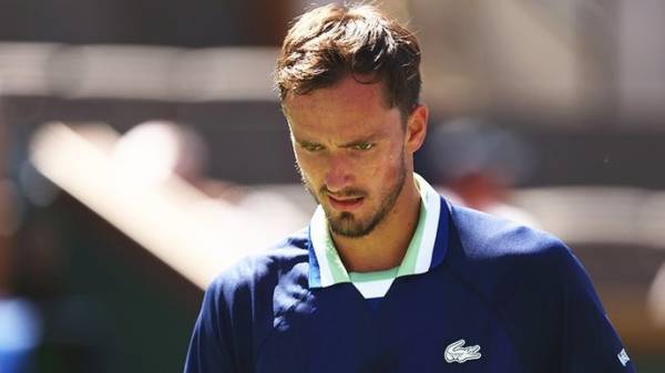 Медведев вернется на первое место в мировом рейтинге, если победит в своем следующем матче на турнире в Майами