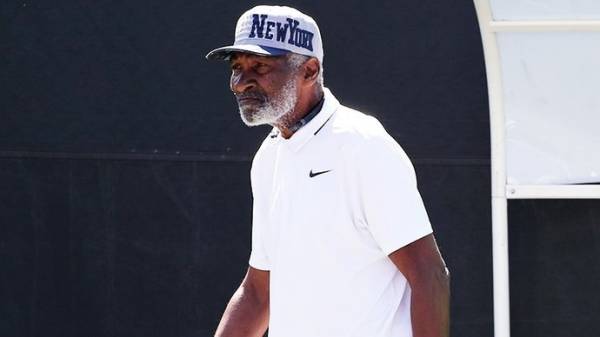 Российская теннисистка пошла против отца сестёр Уильямс. И спровоцировала скандал в США