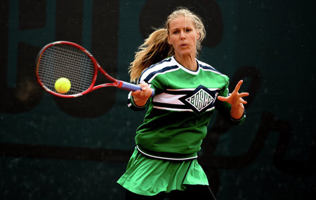 Российская теннисистка пошла против отца сестёр Уильямс. И спровоцировала скандал в США