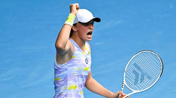 Швентек выиграла третий трофей подряд, обыграв Осаку в финале турнира в Майами