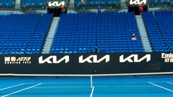 Осака и Швентек вышли в финал турнира в Майами