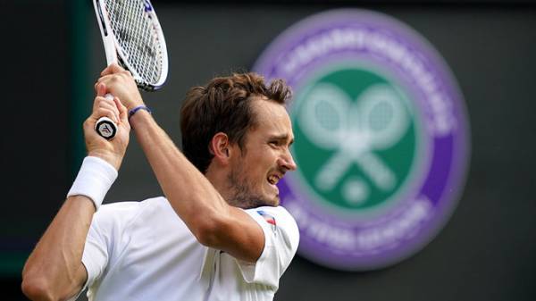 ATP лишила Уимблдон-2022 рейтинговых очков из-за отстранения россиян и белорусов от участия в турнире