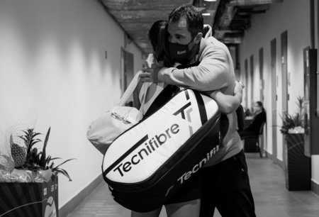 Полька вынесла последнюю россиянку на «Ролан Гаррос». Организаторы вздохнули с облегчением