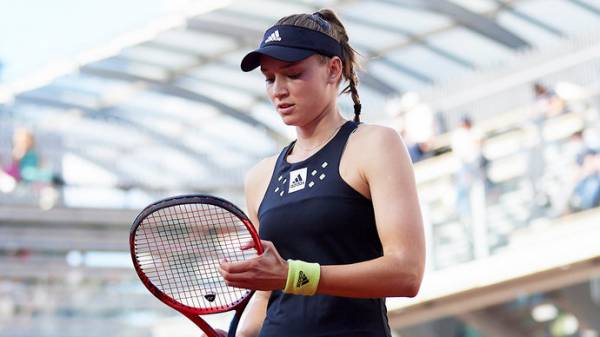 «Надо же было так опозориться!» Над Уимблдоном издеваются из-за русской сенсации