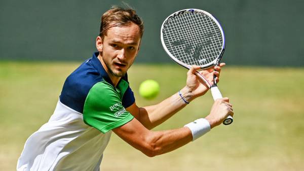Медведев остался на первом месте в рейтинге ATP, Алькарас стал самым молодым представителем в топ-5 за последние 17 лет