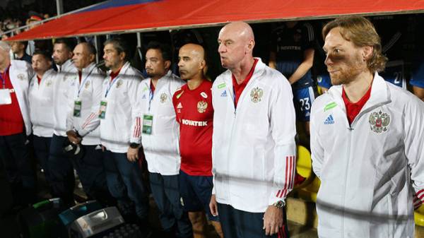 Россия вернулась в международный футбол. Но праздника не получилось