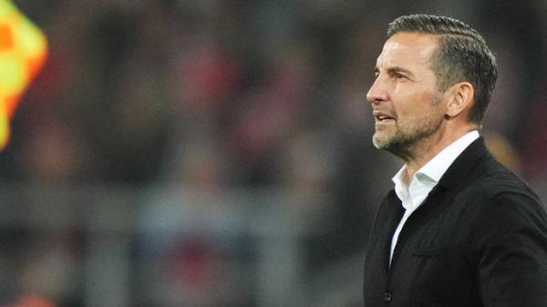 «Следующая станция — лучшая лига мира?». Первая лига пошутила над неудачами «Локомотива» в РПЛ