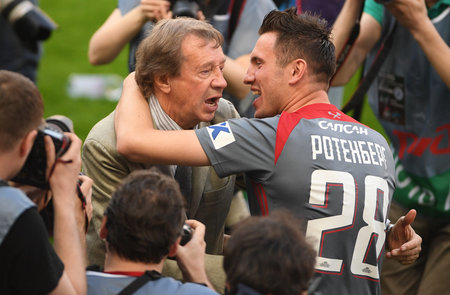 В РПЛ есть идеальный тренер для «Локомотива». Возвращать Сëмина точно не придëтся!