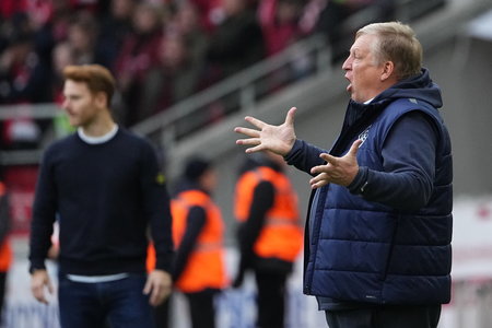 В РПЛ есть идеальный тренер для «Локомотива». Возвращать Сëмина точно не придëтся!