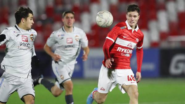 Безумие на дерби «Спартака» и ЦСКА. Фанат прорвался на поле и начал массовое побоище