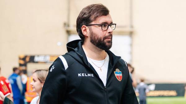 «Енисей» выступил с заявлением в связи с интересом к тренеру Горлову со стороны клуба РПЛ