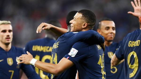 Сборная Франции обыграла поляков благодаря дублю Мбаппе и вышла в ¼ финала ЧМ-2022
