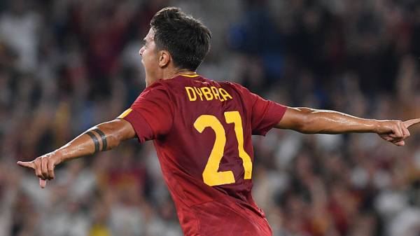 Дибала передал золотую медаль ЧМ в музей «Ромы»