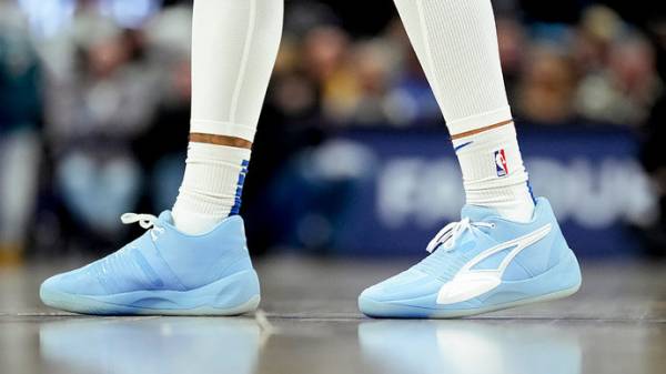 Джа Морант оформил трипл-дабл, Адетокунбо набрал 50 очков в матче с «Нью-Орлеаном»