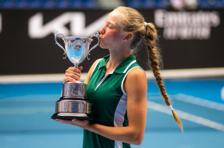 Драма в российском финале. Сенсационная чемпионка даже не смогла поднять кубок