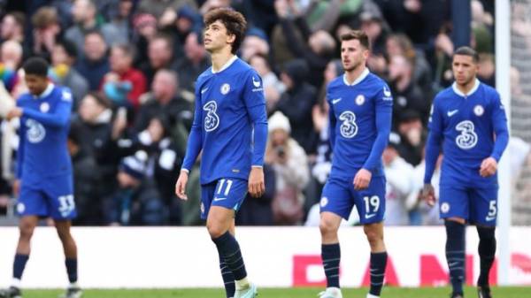 «Челси» проиграл «Тоттенхэму» в матче чемпионата Англии по футболу