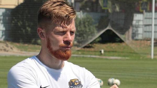 «Мы полюбовно обо всем договорились». Экс-игрок сборной России Новосельцев в стихах попрощался с футболом