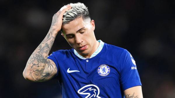 «Передвигается пешком. Я даже не думаю, что он хороший футболист» — Снейдер раскритиковал звездного игрока «Челси»