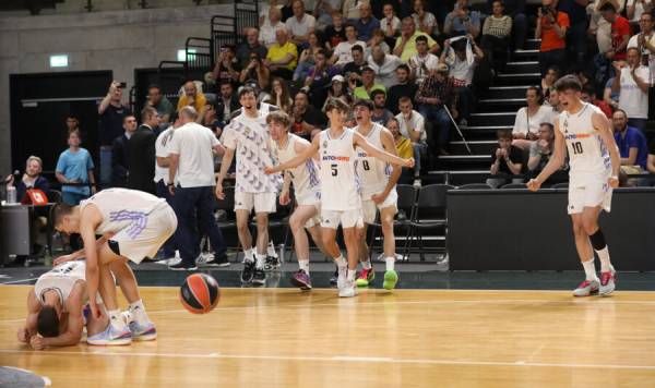 Суперталант из России завоевал титул с «Реалом». Как же полыхает у русофобов!