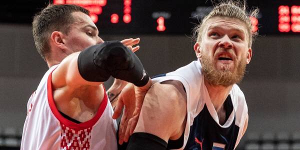 Сборная России по баскетболу обыграла белорусов в товарищеском матче