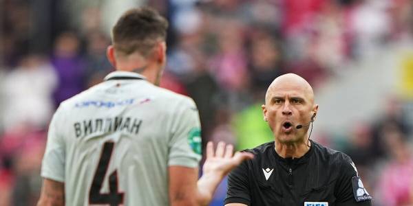 Арбитр Карасев объяснил решение удалить защитника ЦСКА Рошу в матче со «Спартаком»