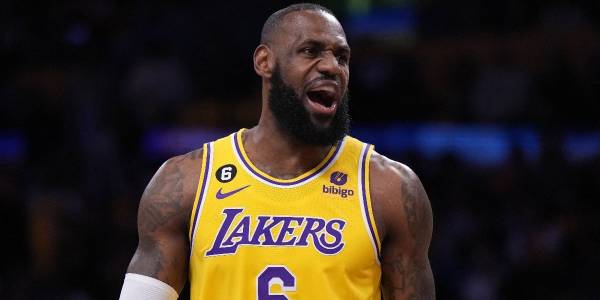 Леброн Джеймс отреагировал на предложение из Саудовской Аравии на €1 млрд за Мбаппе кадром из фильма «Форрест Гамп»