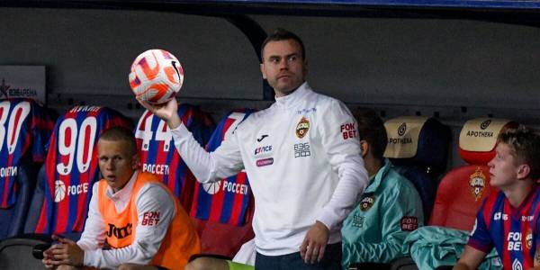 «ЦСКА не стоит форсировать возвращение Акинфеева к матчу с «Динамо», чемпионат только начинается» — Чанов