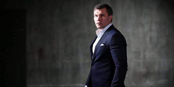 «Чарло думает сейчас о деньгах, расставил приоритеты не в пользу WBO» — Дрозд